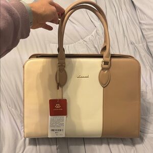 Lovesook Elegant Tan and Cream Laptop Bag